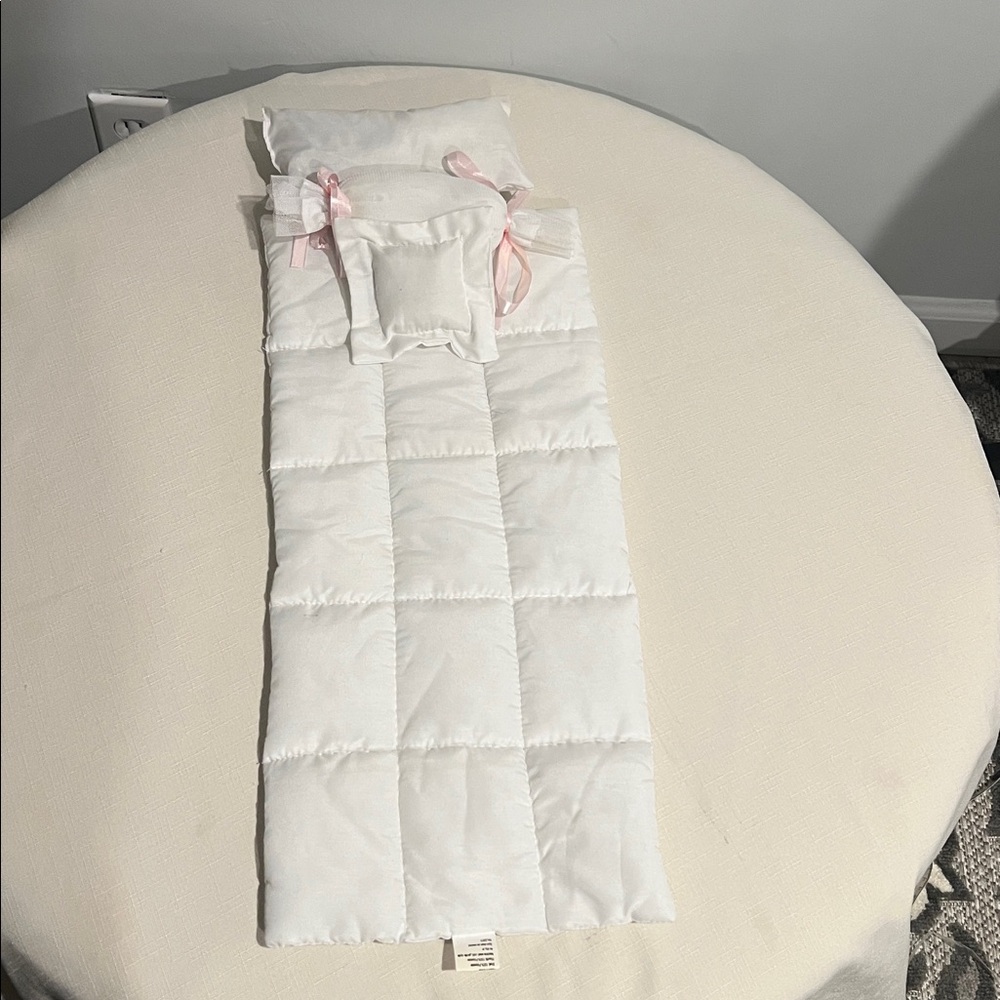 White Quilted Bedding Set for large Dolls - Picture 5 of 10